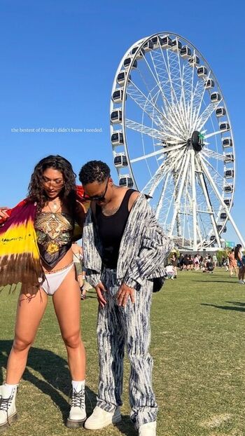 Full leaked Lea crigger private onlyfans photo