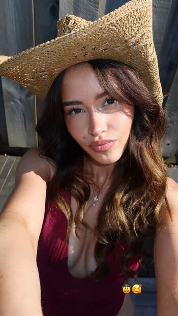 Full leaked Lea elui page private onlyfans photo