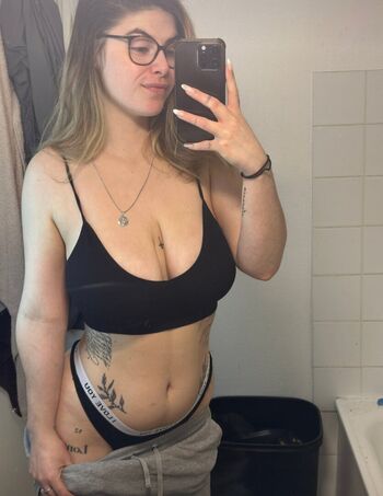 Full leaked Lea madness private onlyfans photo