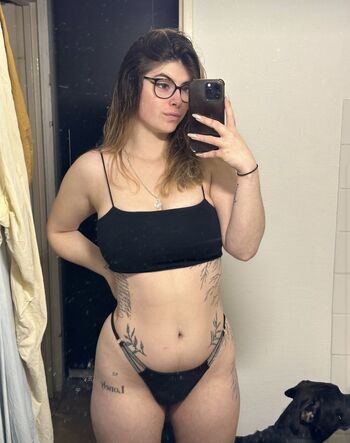 Full leaked Lea madness private onlyfans photo