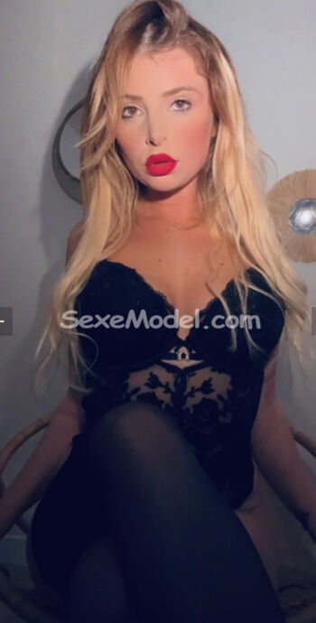 Full leaked Lea sensual private onlyfans photo