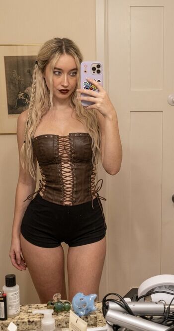 Full leaked Leaberry private onlyfans photo