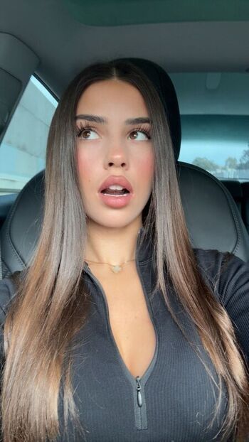 Full leaked Leah halton page private onlyfans photo