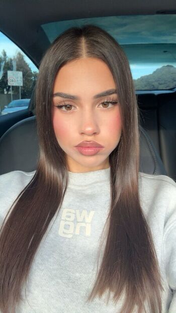 Full leaked Leah halton page private onlyfans photo