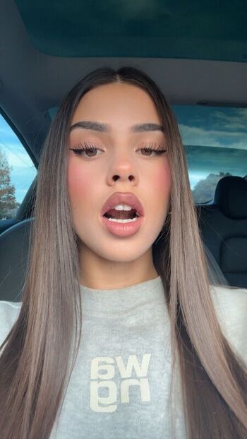 Full leaked Leah halton page private onlyfans photo