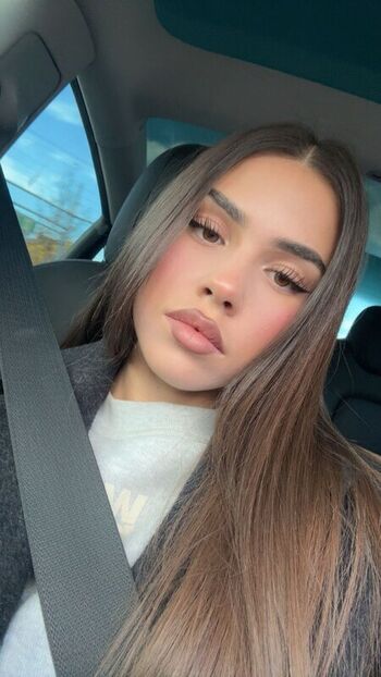 Full leaked Leah halton page private onlyfans photo