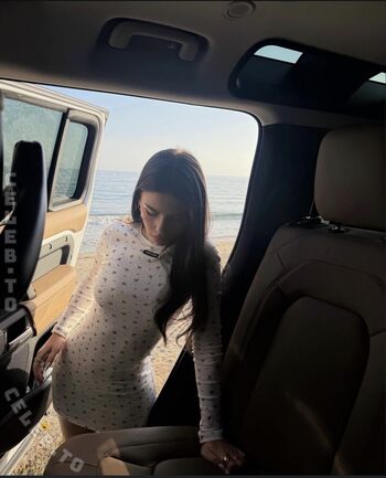 Full leaked Leah halton page private onlyfans photo