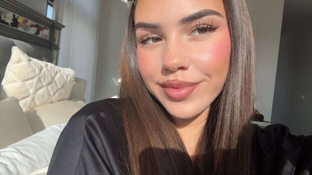 Full leaked Leah halton page private onlyfans photo
