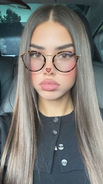 Full leaked Leah halton page private onlyfans photo