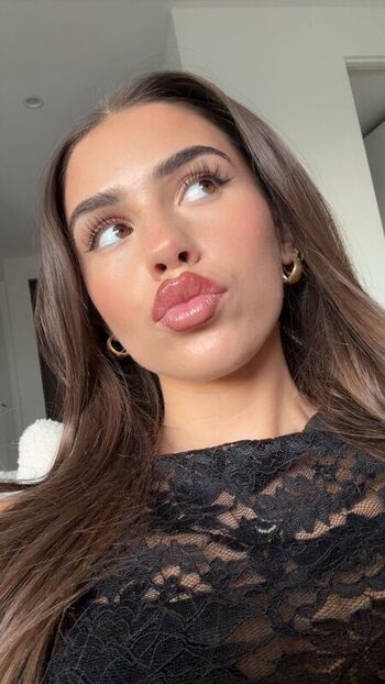 Full leaked Leah halton private onlyfans photo