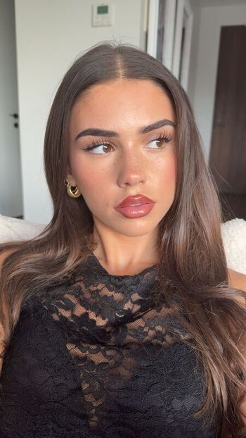 Full leaked Leah halton private onlyfans photo