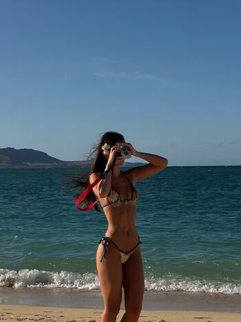 Leah Halton
