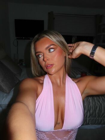 Full leaked Leah mcilravey private onlyfans photo