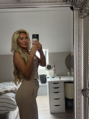 Full leaked Leah rafferty private onlyfans photo