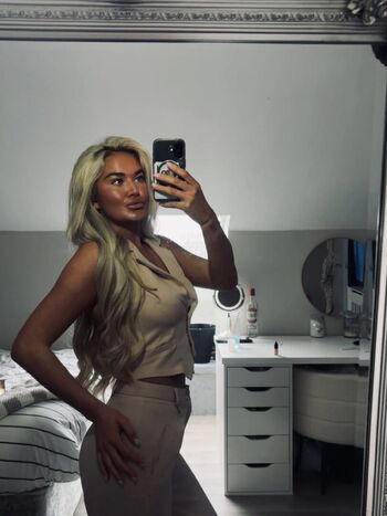 Full leaked Leah rafferty private onlyfans photo