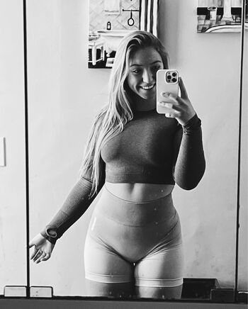 Full leaked Leahh private onlyfans photo