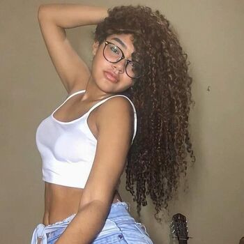Full leaked Leaksgirls private onlyfans photo