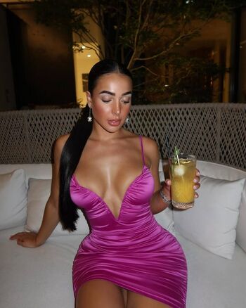 Full leaked Leamary private onlyfans photo
