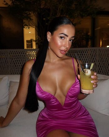 Full leaked Leamary private onlyfans photo