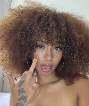 Full leaked Leandruh private onlyfans photo