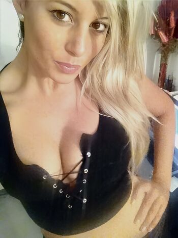 Full leaked Leaxcam private onlyfans photo