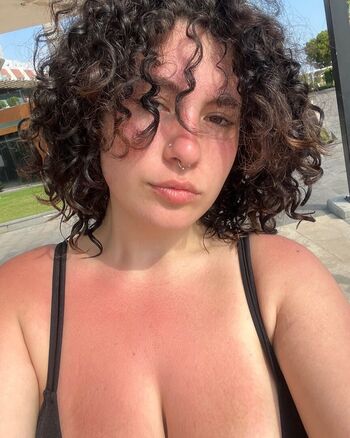 Full leaked Lebanese girls  page private onlyfans photo