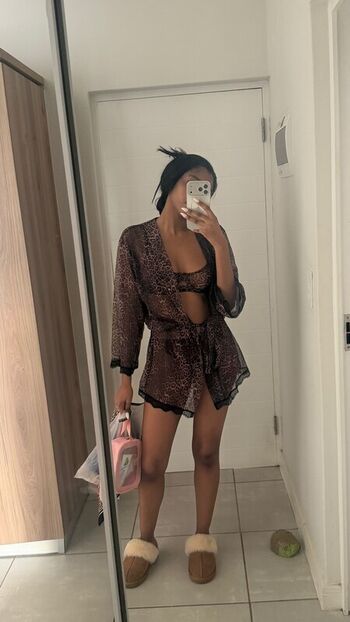 Full leaked Lebuitton private onlyfans photo
