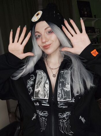 Full leaked Lecter page private onlyfans photo