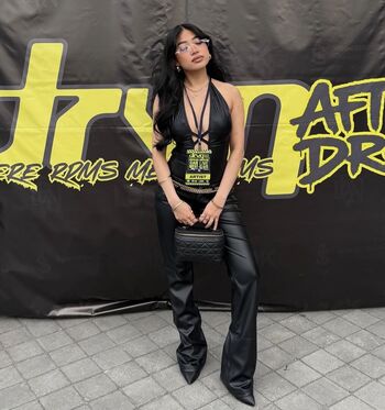 Full leaked Leela tran private onlyfans photo