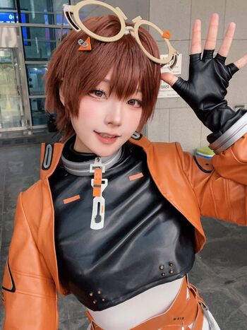 Full leaked Leeloonya private onlyfans photo