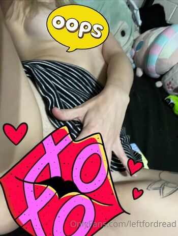 Full leaked Left fordread private onlyfans photo