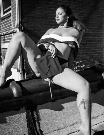 Full leaked Leila delicious private onlyfans photo