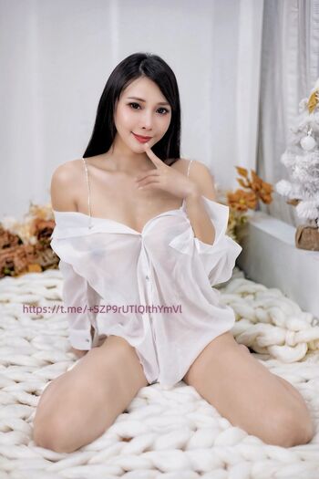 Full leaked Lelewu private onlyfans photo