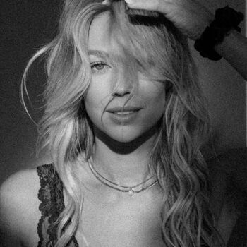 Full leaked Lena schwender private onlyfans photo