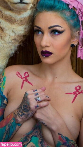 Lena Scissorhands