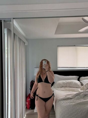 Full leaked Lenaastk private onlyfans photo