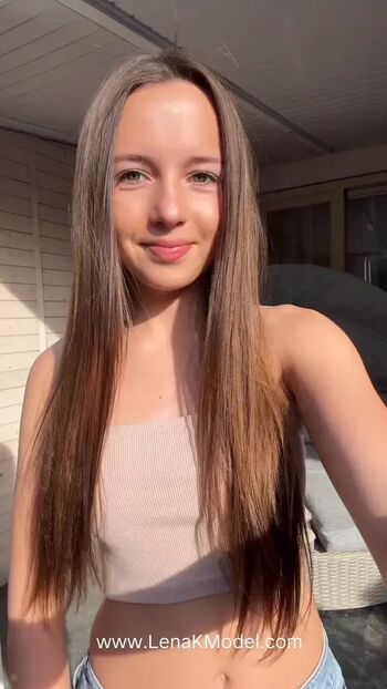 Full leaked Lenakarbowiak private onlyfans photo