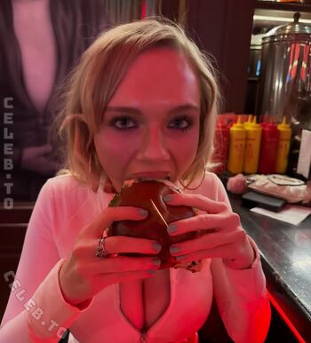 Full leaked Leni bahr private onlyfans photo