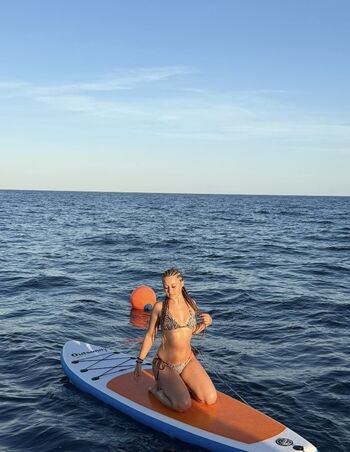 Full leaked Lennahey private onlyfans photo