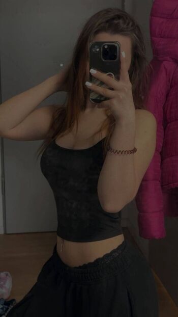 Full leaked Lennahey private onlyfans photo