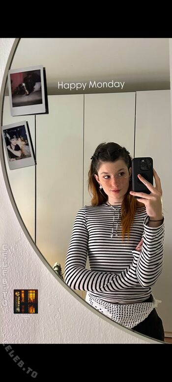 Full leaked Leonie busse private onlyfans photo