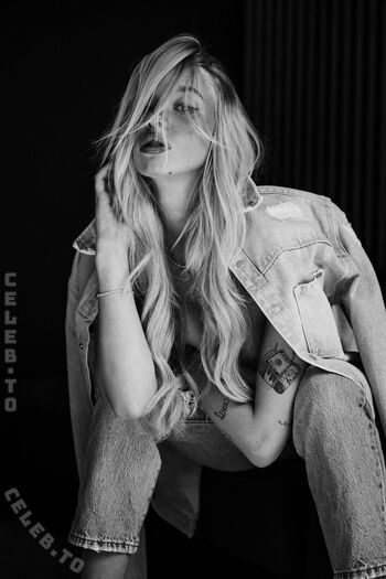 Full leaked Leonie weise page private onlyfans photo