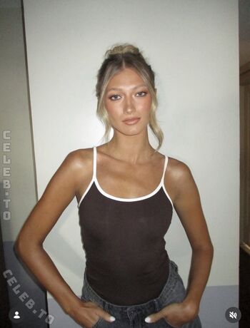 Full leaked Leony burger private onlyfans photo