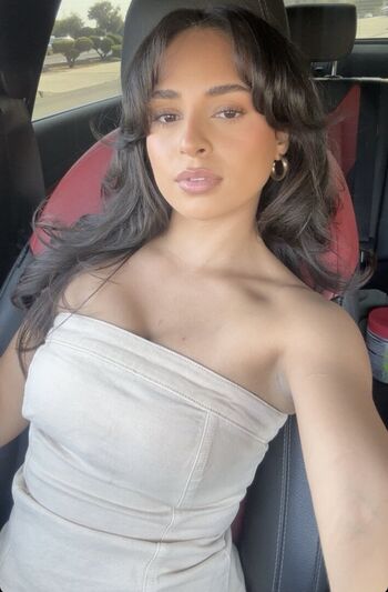 Full leaked Lesizzl private onlyfans photo