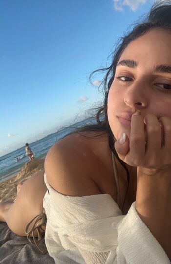 Full leaked Lesizzl private onlyfans photo