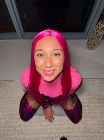 Full leaked Sameeha/ private onlyfans photo