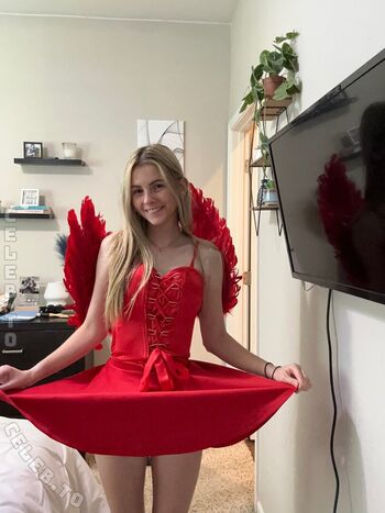 Full leaked Lexi smith page private onlyfans photo