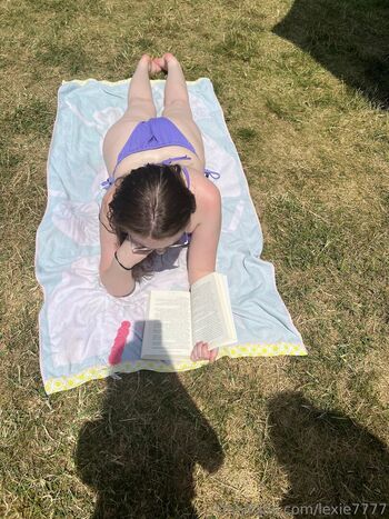 Full leaked Lexie private onlyfans photo