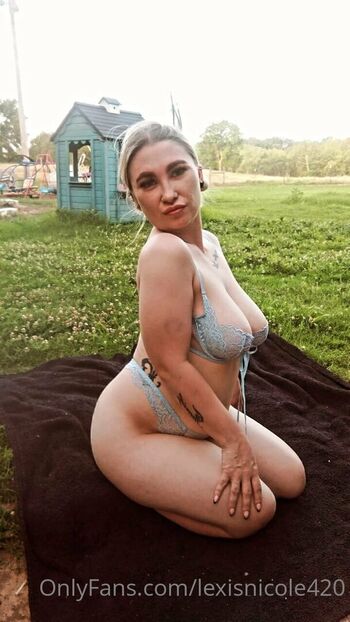 Full leaked Lexisnicole private onlyfans photo