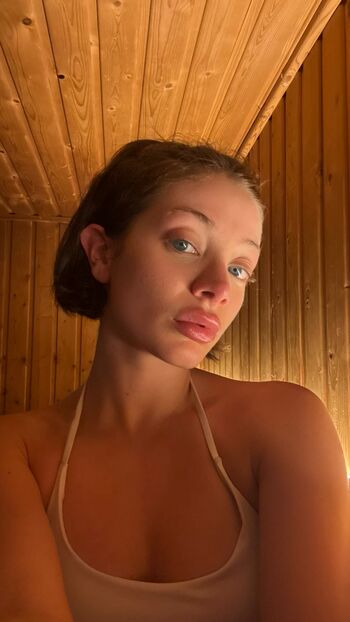 Full leaked Leyla afshonkar private onlyfans photo